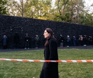 Перформанс Марины Абрамович - "Память бытия" Перформанс Марины Абрамович - "Память бытия"