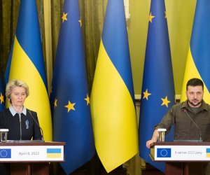 Урсула фон дер Ляйен: "Украине место в европейской семье..." (видео)