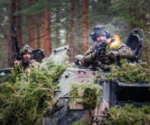 В связи с началом интенсивного цикла учений армия предупреждает о транспортных конвоях