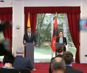 Г. Ландсбергис: необходимо начать переговоры о вступлении в ЕС с Албанией и Северной Македонией 