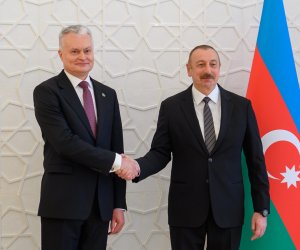 Визит президента Литвы в Азербайджан: на повестке - ситуация с безопасностью, сотрудничество