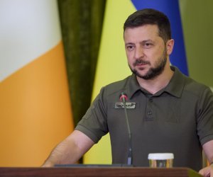 Зеленский объяснил увольнение ряда послов Украины
