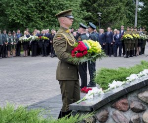 Глава государства призывает черпать мужество у защитников границ Литвы