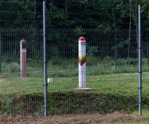 Пограничники за сутки не пропустили в страну 33 нелегальных мигранта из Беларуси