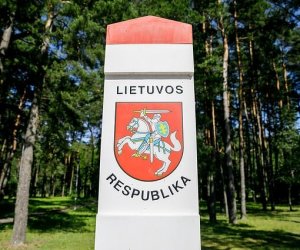 Литовские пограничники развернули на границе с Беларусью 99 нелегальных мигрантов