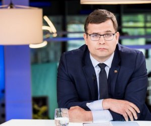 Л. Касчюнас: министр обороны Арвидас Анушаускас будет приглашен на заседание комитета 