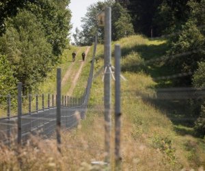 На границе с Беларусью развернули 29 нелегальных мигрантов