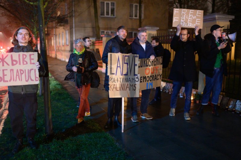 В пятницу у посольства Беларуси в Литве состоялась акция протеста