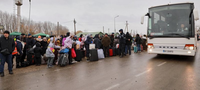 Опрос: враждебность литовцев к беженцам снизилась, но выросла по отношению к русским