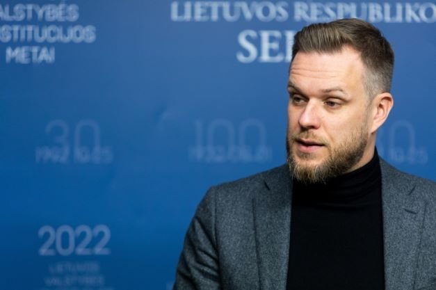 Сейм Литвы рассмотрит интерпелляцию главе МИД Ландсбергису