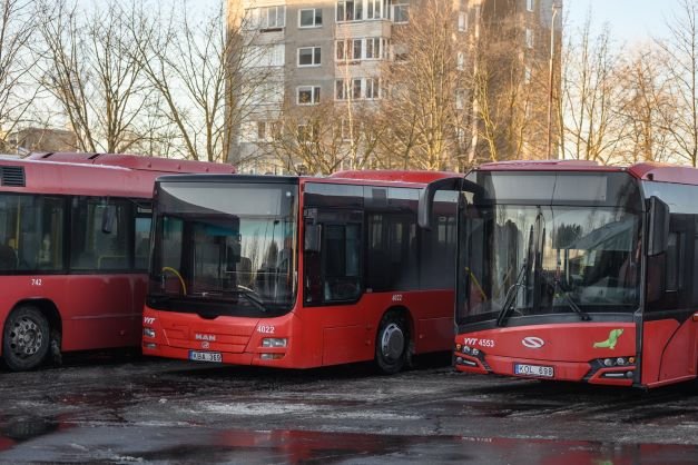 В Вильнюсе продолжается забастовка общественного транспорта, идут переговоры