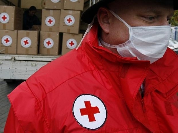 Литовский "Красный Крест" собрал за один день более 1 тыс. cпальных мешков для Украины