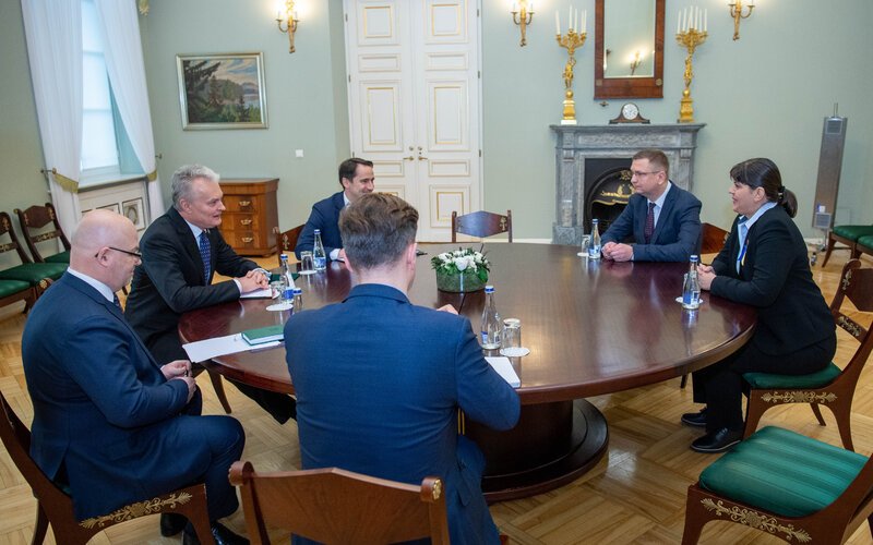 Президент и премьер Литвы обсудили с генпрокурором ЕС Л. Кёвеши санкции в отношении России (обновлено)
