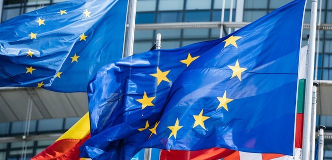 Евробарометр: санкции в отношении России одобряют 84% жителей Литвы
