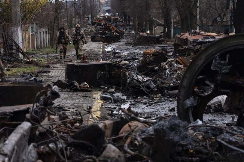 В. Зеленский: в Буче российской армией было убито более 1 400 украинцев