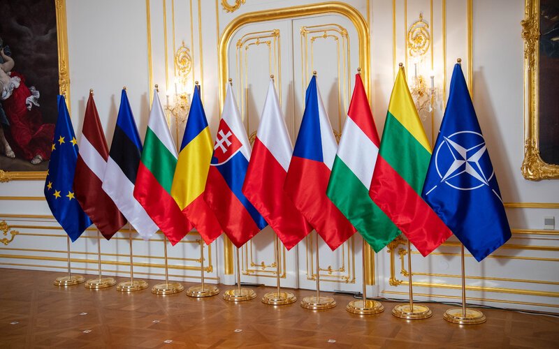 Президент Литвы в Братиславе: мы должны бороться не только за каждый сантиметр НАТО, но и с первой минуты агрессии