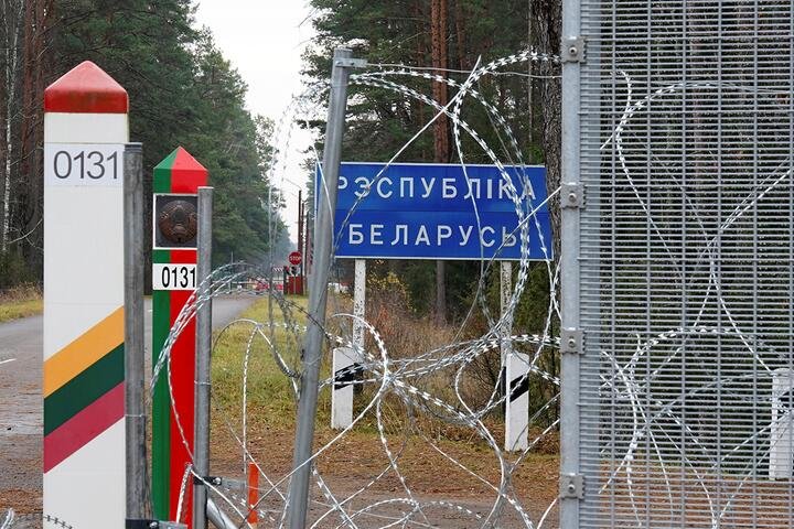 Советник президента: закрытие двух КПП на границе с Беларусью позволит распределить ресурсы