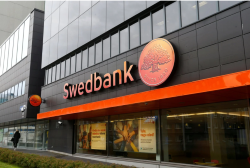 Swedbank перестанет предоставлять возможность оплаты платежными картами на территории Беларуси