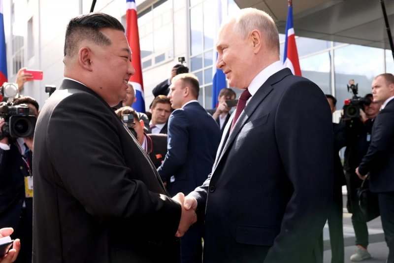 Лидер Северной Кореи завершил визит в Россию. Британский эксперт объяснил, почему не стоит смеяться над дружбой Путина и Кима
