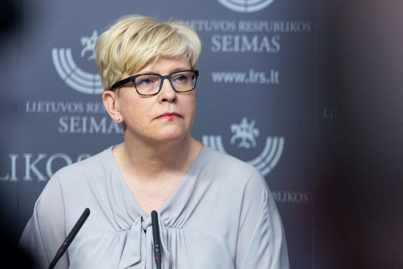 Премьер И. Шимоните: у Литвы есть возможность перенять нелегальных мигрантов у Италии
