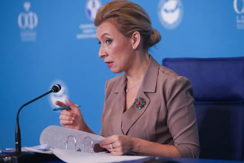 М. Захарова угрожает главе МИД Литвы "уголовной ответственностью"