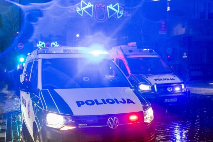 Литовская полиция усилит патрулирование в дни Всех Святых и Поминовения усопших
