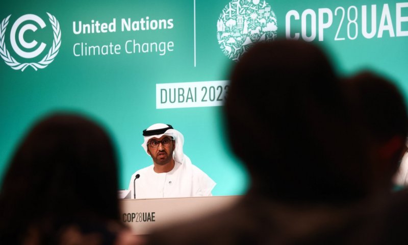 Президент отбыл в ОАЭ на конференцию ООН по изменению климата
