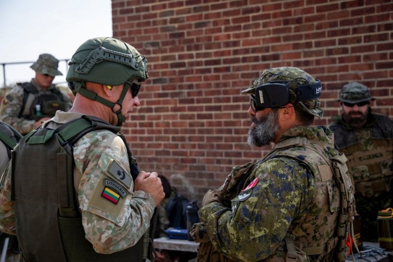 Армия: в миссии по обучению украинских военных в СК уж подготовлено более 32 тыс. человек