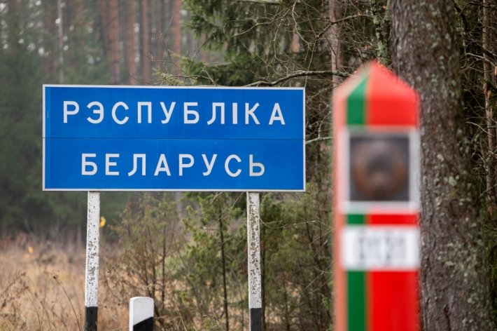 На границе Литвы с Беларусью развернули девять нелегальных мигрантов