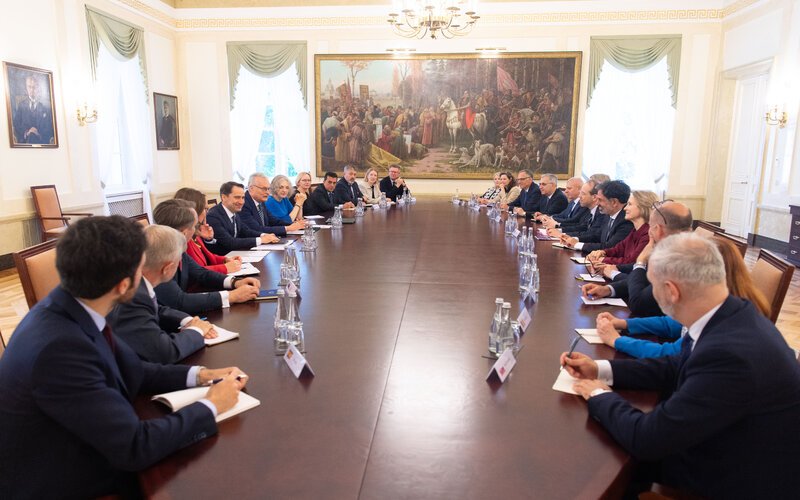 Президент: мы должны учитывать мнение граждан ЕС в наших решениях