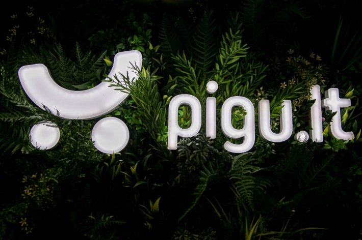 Полиция будет разбираться с появлением на Pigu.lt товаров с советской атрибутикой