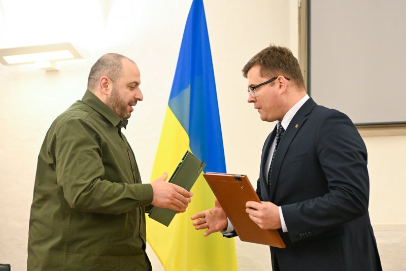 Литва обязалась поддерживать оборонную промышленность Украины, выделит первые 10 млн евро