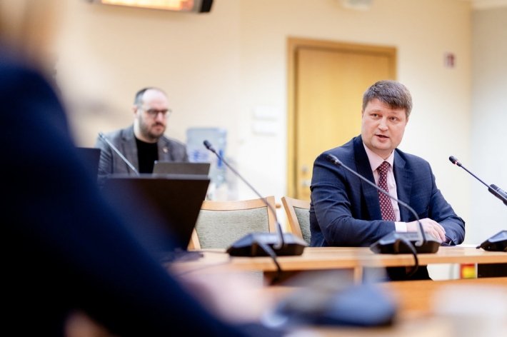 Раскритикованный за пророссийскую позицию вице-министр финансов Гаврилов увольняется